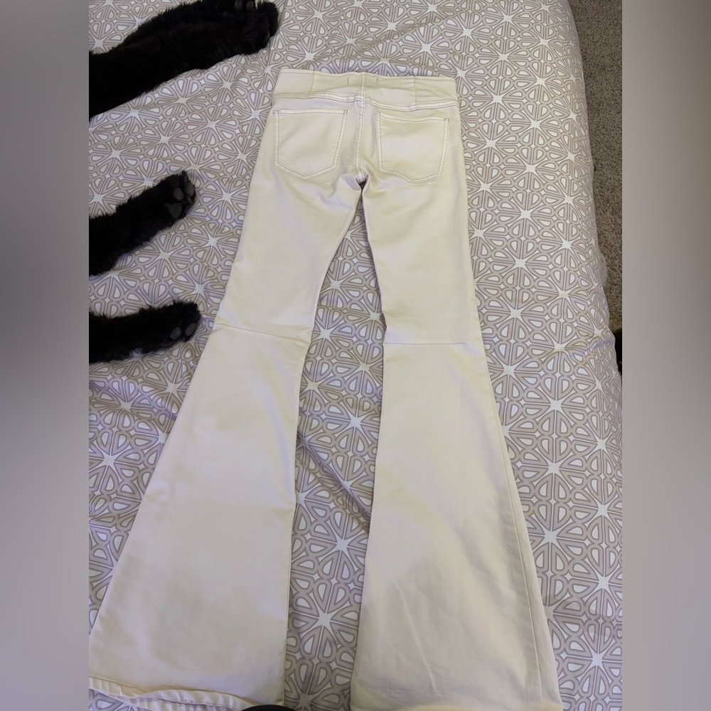 Free People Cream Pants - Picture 2 of 3